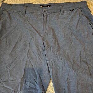Travis Mathew 9" Golf Short